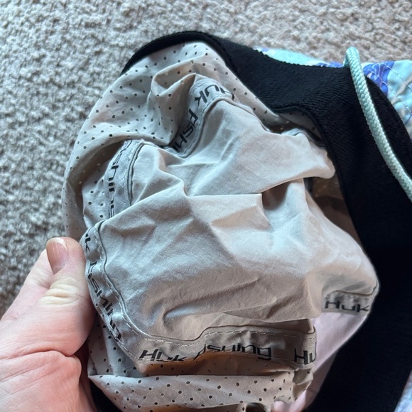 Huk Light Gray Bucket Hat - Picture 6 of 10